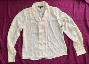 Van Heusen Women's Regular Fit Shirt - M