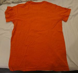 A&amp;F Graphic Tee