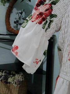 Sweet Floral Top