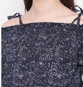 Women Navy blue printed bardot top
