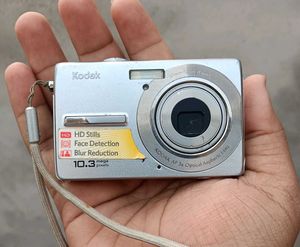 Kodak M1063 Working Condition Digital Came