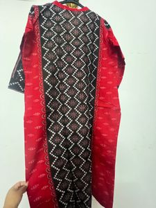 Red &amp; Black Print Kurta With Dupatta