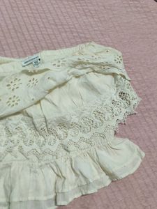 American Egle Lace Trimmed Crop Top