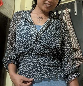Floral Print Tie-Front Top