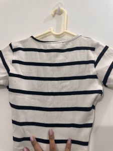 Striped Crop Top, Bust- 32 Strechable
