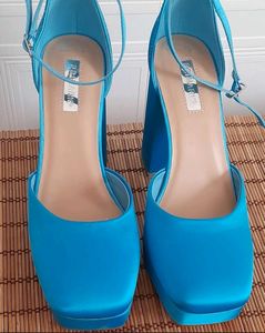 🇮🇪Imported Primark Blue Heels🇮🇪