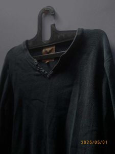 Men's Long Sleeve V-Neck Shirt