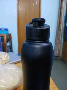 Black Water Bottle
