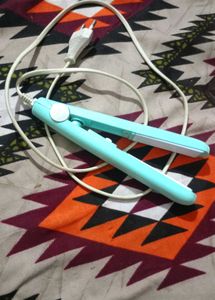 Mini Hair Straightener