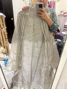 Gotta Pati Tissue Suit