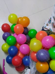 100 Pit balls