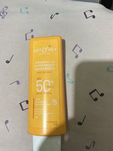 Dot & Key Vitamin C Super Bright Sunscreen