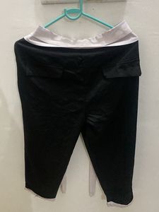 Stylish Black Cropped Pants