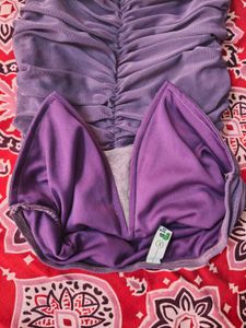 [Newme Ruched Mini Bodycon Dress]