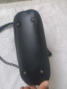 Sling Bag
