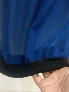 Elegant Top For Your Next Party Or A Brunch Date!