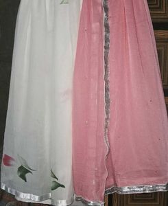 2 🎀💖🌷Aesthetic Long Duppattas At 150