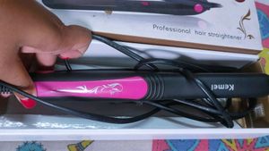 Kemei Hair Straightener