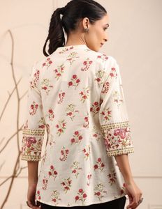 Floral Embroidered Tunic Top