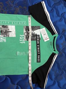 Boys Graphic Round-Neck Tshirt