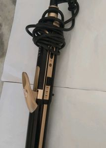 Vega Hair Straightener