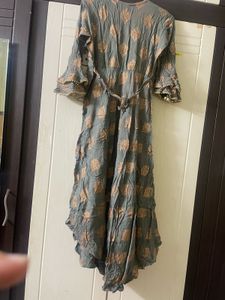 Elegant Grey &amp; Gold Kurta