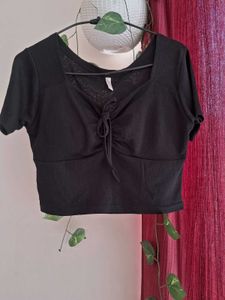 Black Ribbed Crop Top🖤🎀🔥