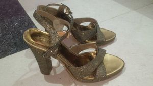 METRO SPARKLING HEELS