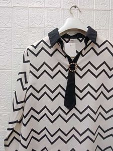 New with tag Pinterest Chic Chevron Print Blouse