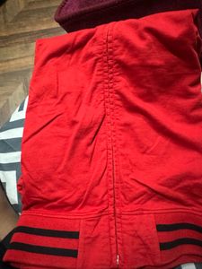 Converse Branded Unused Sweetshirt Super Attractiv