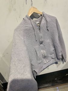 Premium Lacoste Sweatshirt (very soft)