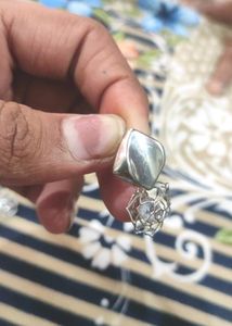 Korean Stylish Silver Plated Stone Earings.