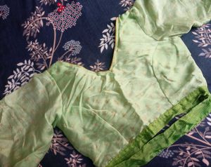 Trendy Lehenga Choli With Dupatta Set🤌🏻😍