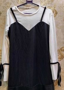 Women&#39;s Top.Size 36.Length 32.Stretchable.