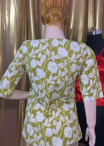 Beautiful Short Kurti Daily/office Use