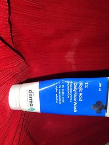 The Derma Co Face Wash