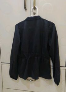 Elegant Black V-Neck Top