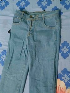 Straight Fit - Women JEANS