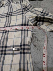 Vtg Burberry London checked zip Jacket