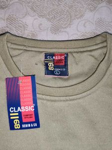 Stylish Urban Sweatshirt