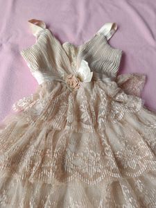 Elegant Tiered Lace Christmas Dress