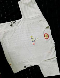 Cute aesthetic tees 🌷