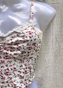 ZAFUL CUTE FLORAL TOP
