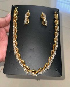 Gold-tone Necklace &amp; Earring Set