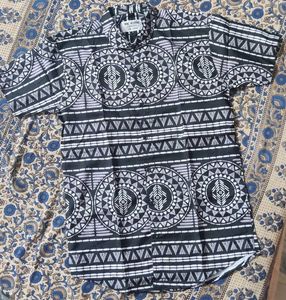 Patterned Short Sleeve Shirt