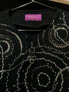 Elegant Patterned Cardigan