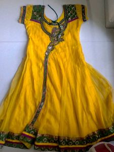 🌼 Vibrant Yellow Traditional Anarkali 🌻