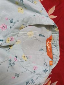 Floral Sleeveless Kurti