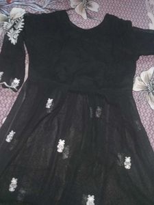 I&#39;m Selling A Tunic Top In Black Colour Georgette