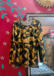Yellow &amp; Black Print Long Sleeve Top